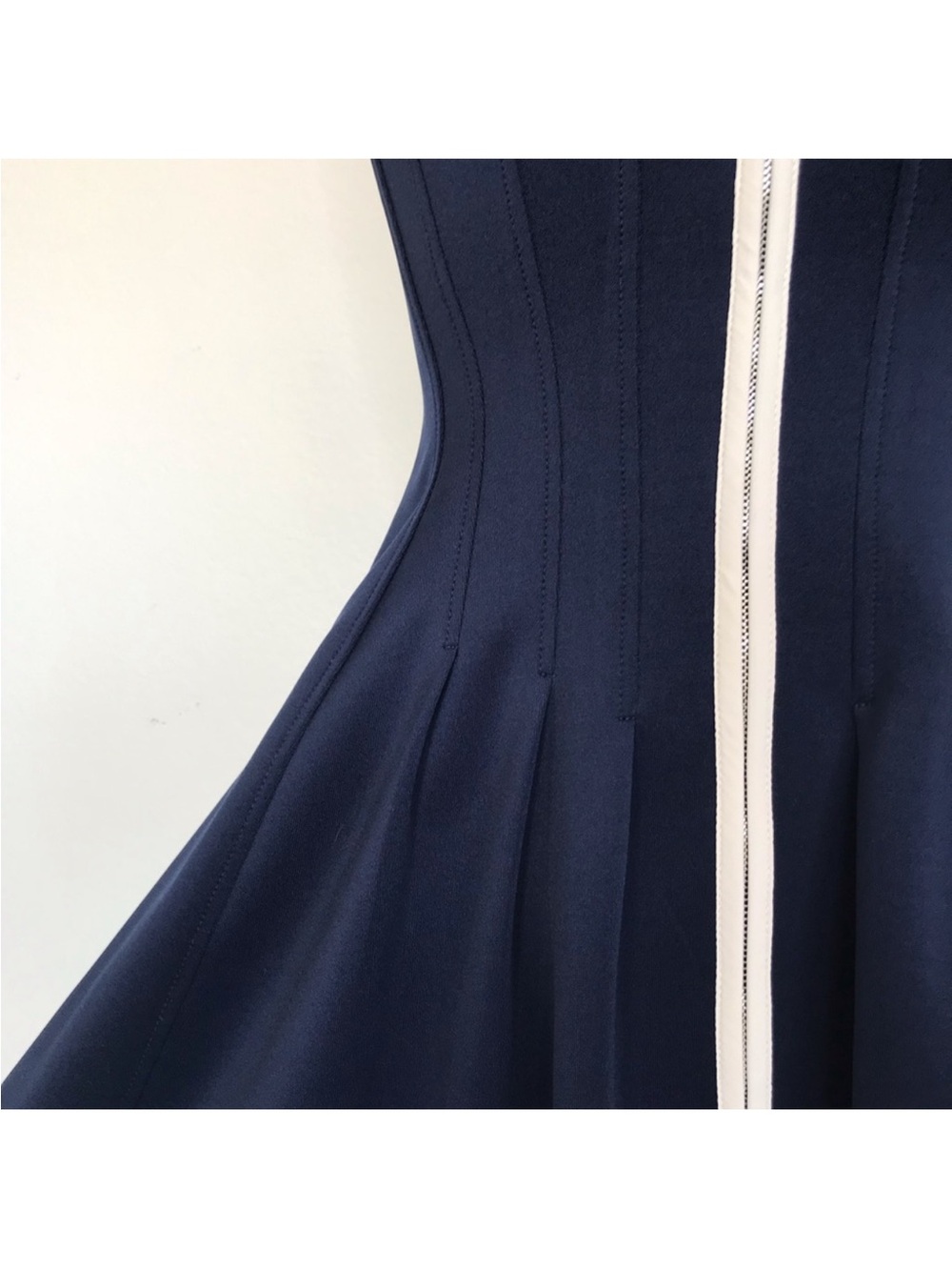 Betsy Johnson navy and white zippered dress size 14 - Picture 2 of 13